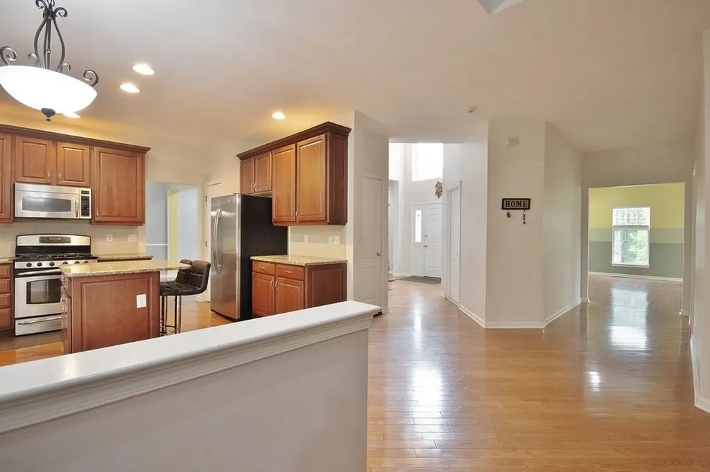 622 Creekside Lane Fishkill NY 12524