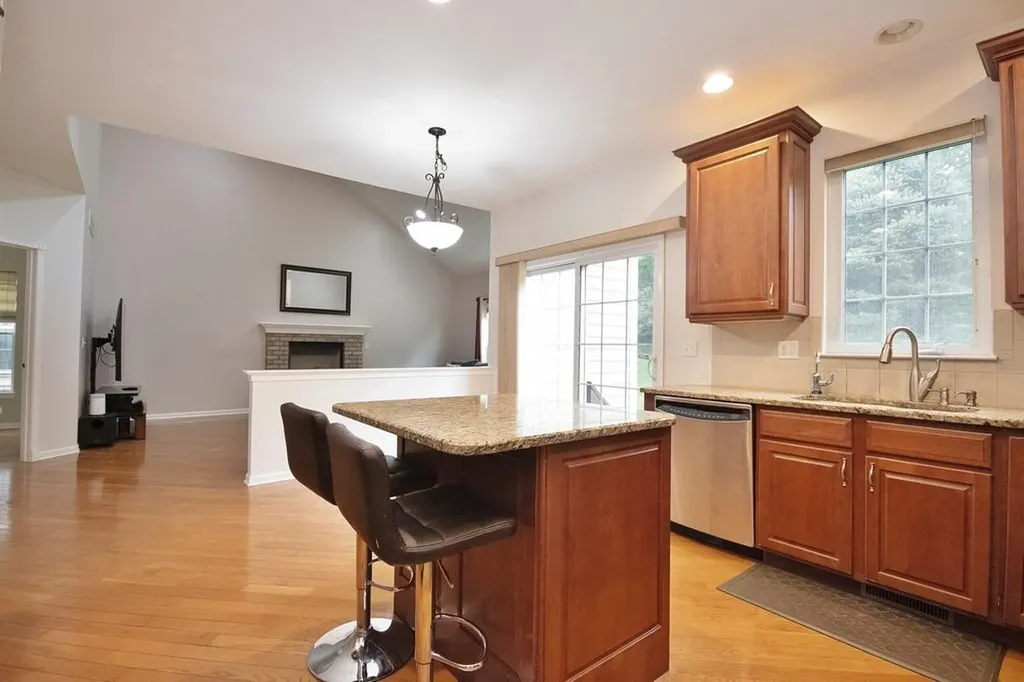 622 Creekside Lane Fishkill NY 12524
