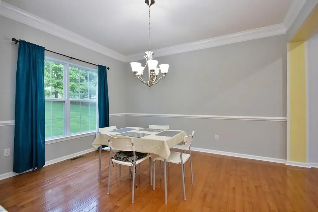 622 Creekside Lane Fishkill NY 12524