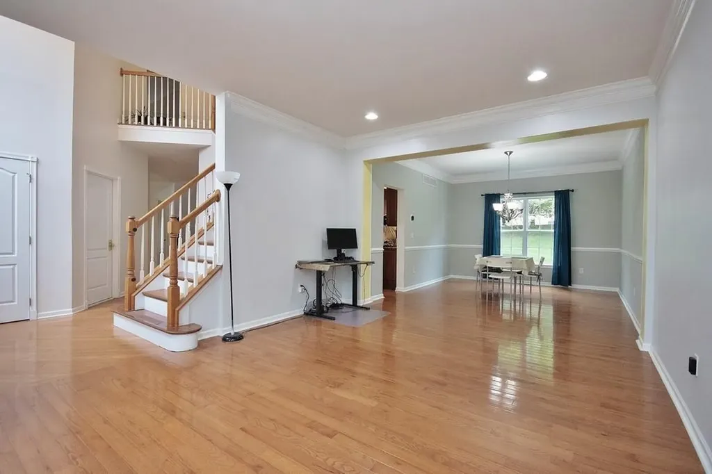 622 Creekside Lane Fishkill NY 12524