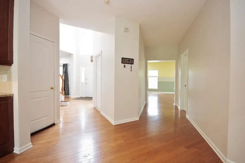 622 Creekside Lane Fishkill NY 12524