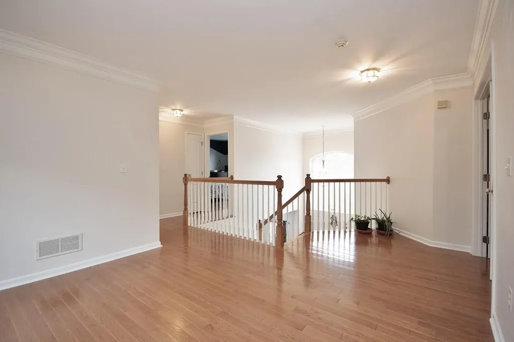 622 Creekside Lane Fishkill NY 12524