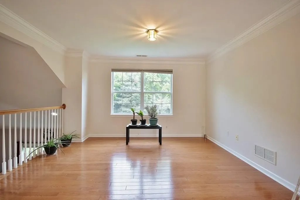 622 Creekside Lane Fishkill NY 12524