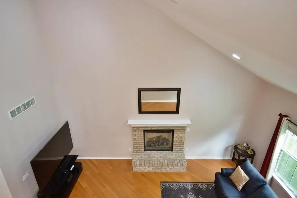 622 Creekside Lane Fishkill NY 12524