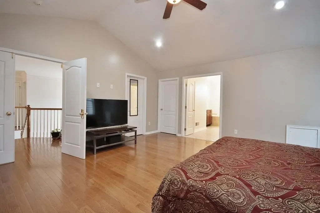 622 Creekside Lane Fishkill NY 12524