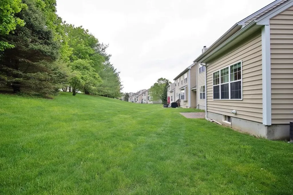 622 Creekside Lane Fishkill NY 12524