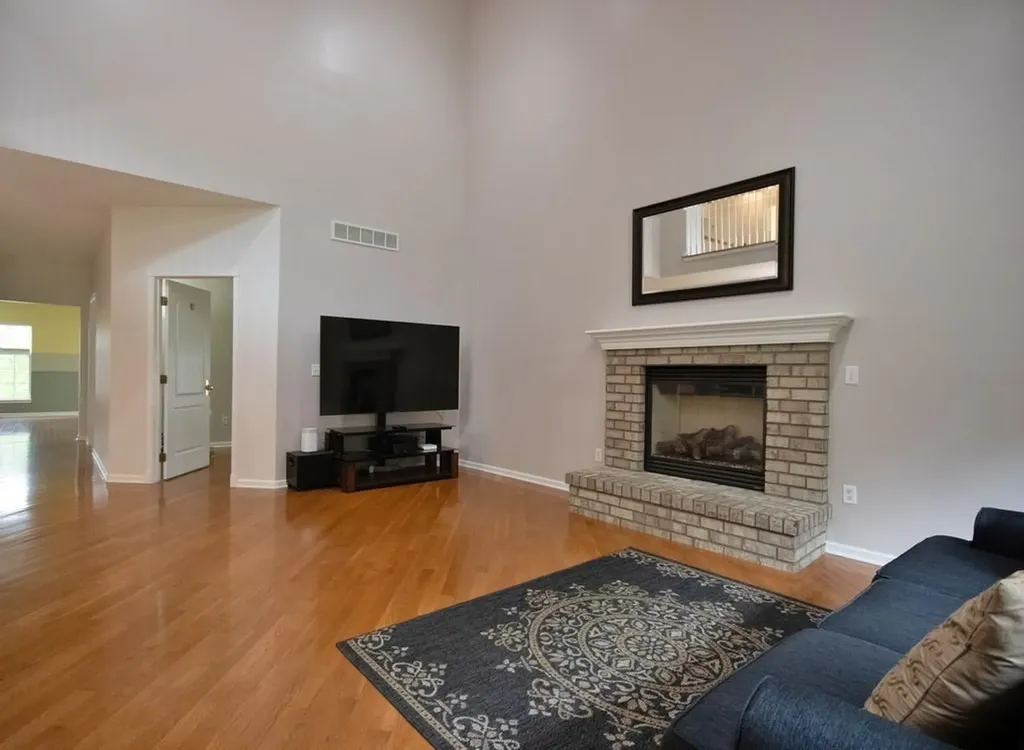 622 Creekside Lane Fishkill NY 12524