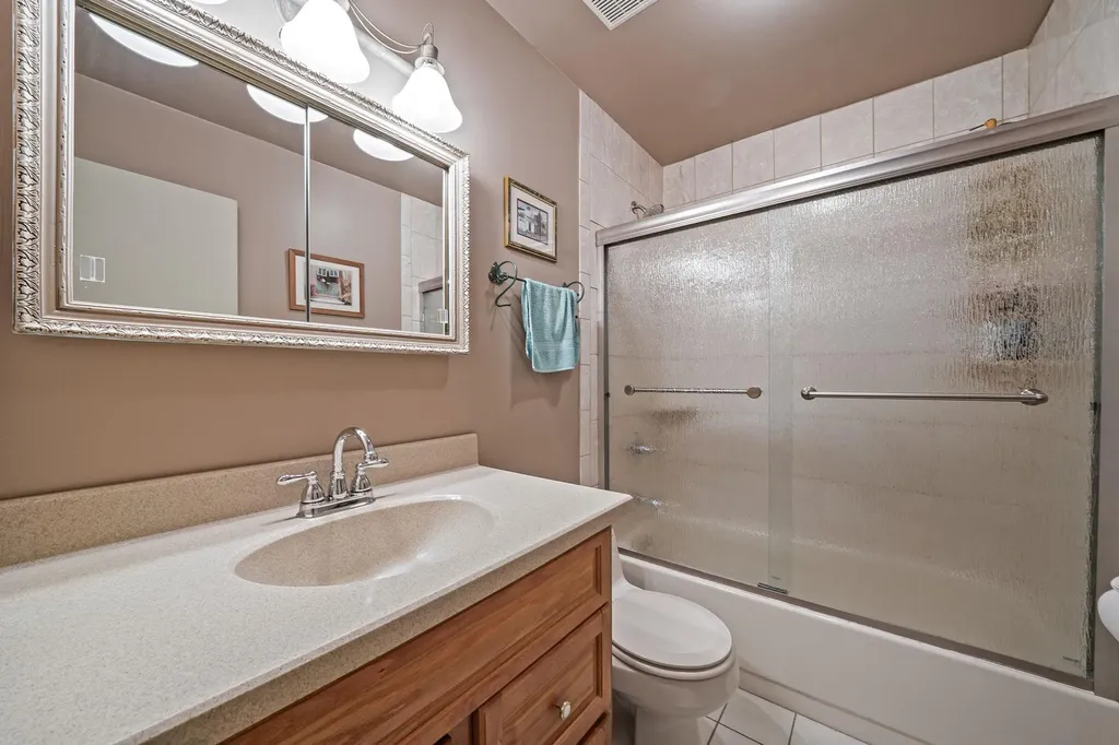 41 Lafayette Avenue Bethpage NY 11714