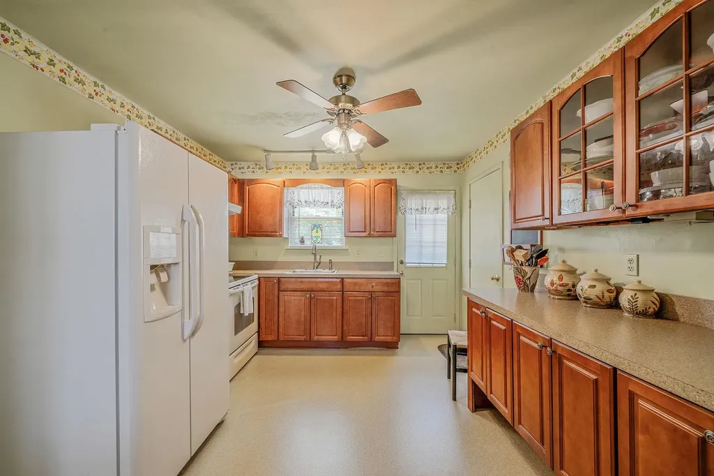 41 Lafayette Avenue Bethpage NY 11714