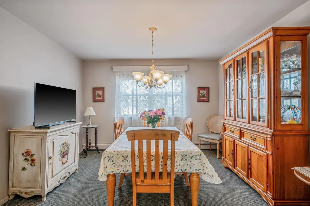 41 Lafayette Avenue Bethpage NY 11714