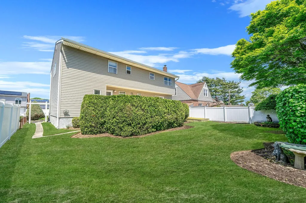 41 Lafayette Avenue Bethpage NY 11714