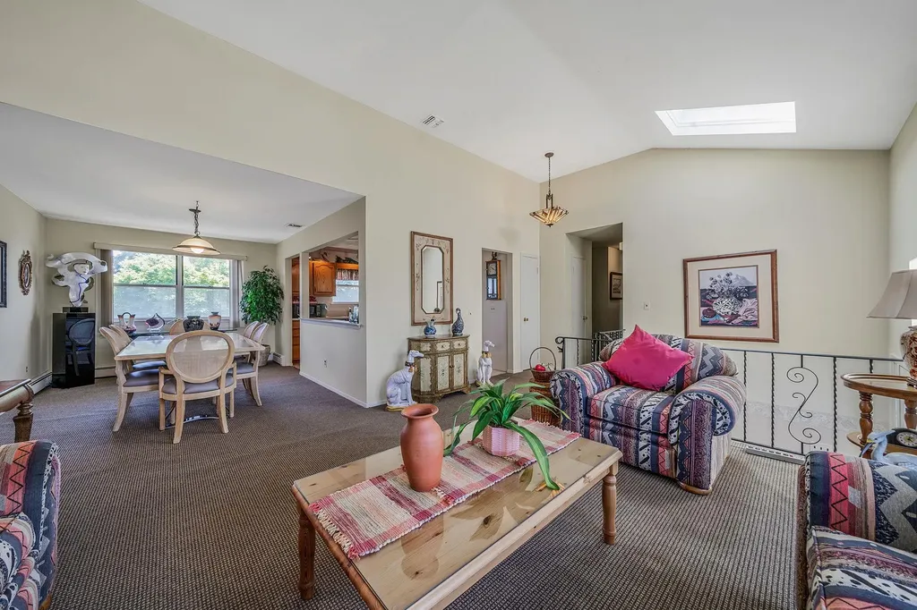 41 Lafayette Avenue Bethpage NY 11714