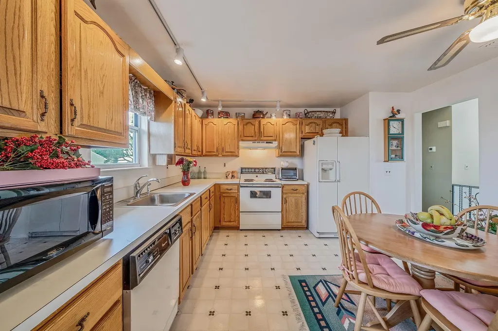 41 Lafayette Avenue Bethpage NY 11714