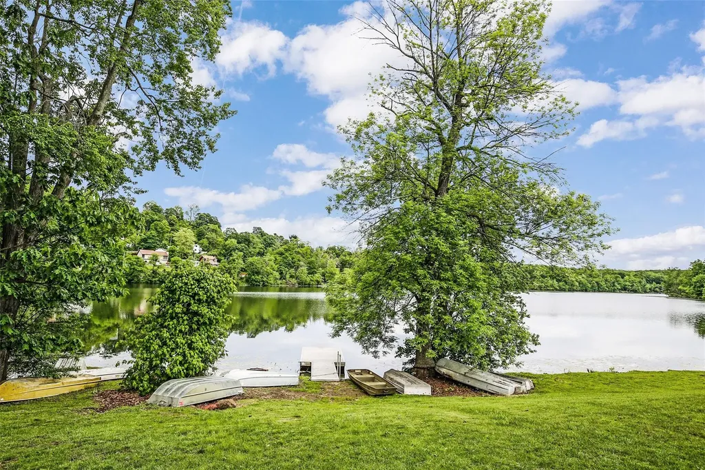 52 Offshore Drive Mohegan Lake NY 10547