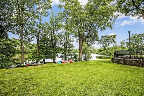 52 Offshore Drive Mohegan Lake NY 10547