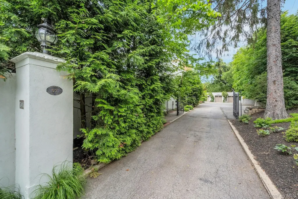 57 Cobb Lane Tarrytown NY 10591