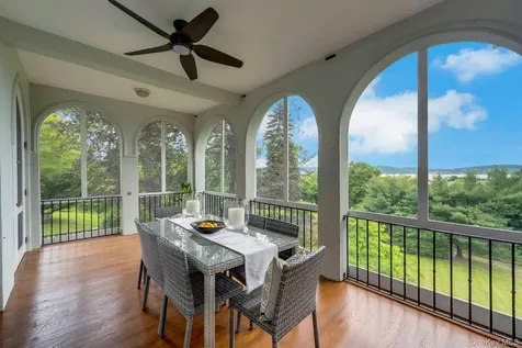 57 Cobb Lane Tarrytown NY 10591