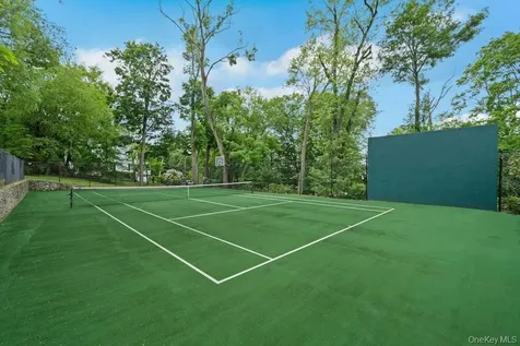 57 Cobb Lane Tarrytown NY 10591
