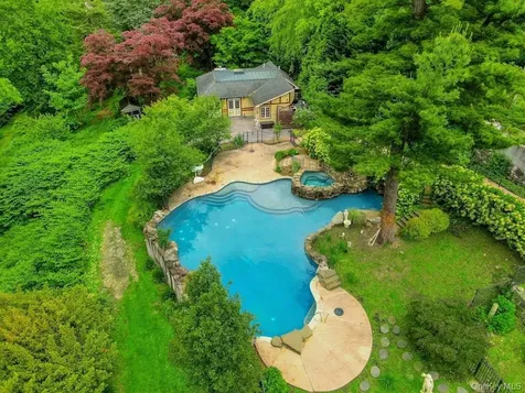 57 Cobb Lane Tarrytown NY 10591