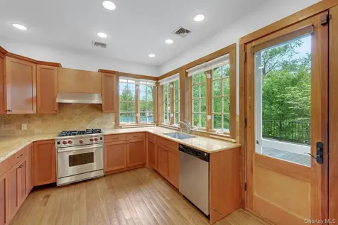 57 Cobb Lane Tarrytown NY 10591