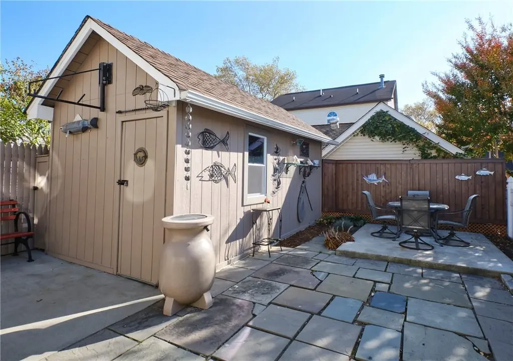 114 Pilot Street Bronx NY 10464