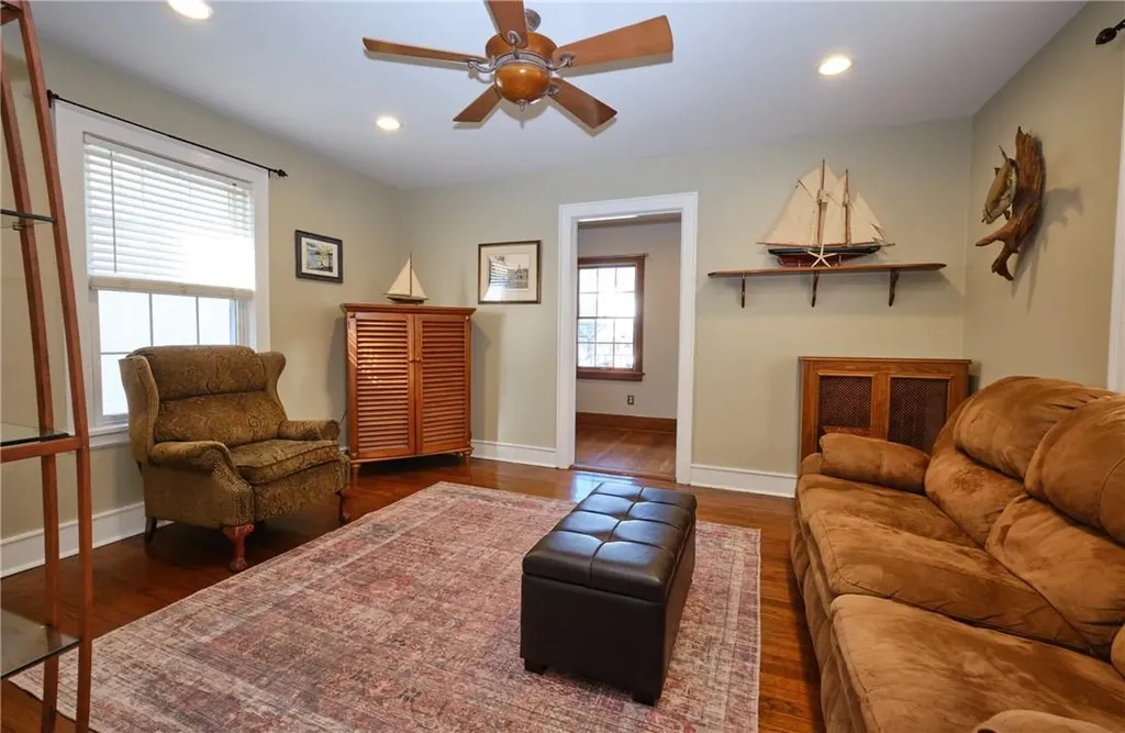 114 Pilot Street Bronx NY 10464