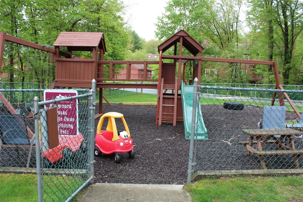 402 Apple Tree Lane Brewster NY 10509