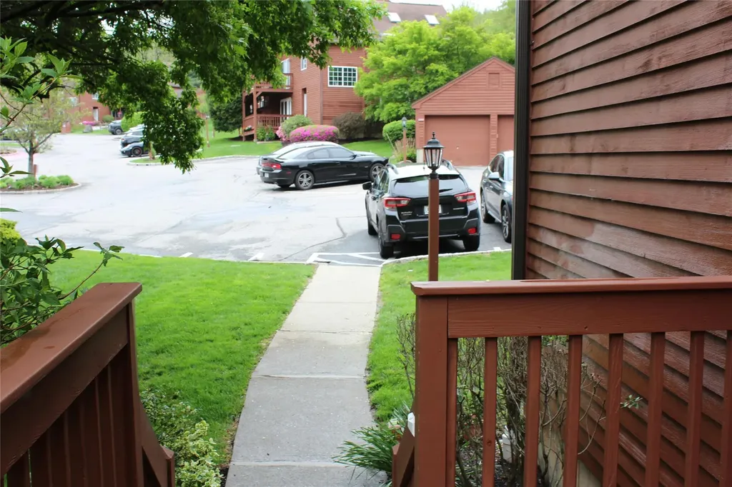402 Apple Tree Lane Brewster NY 10509