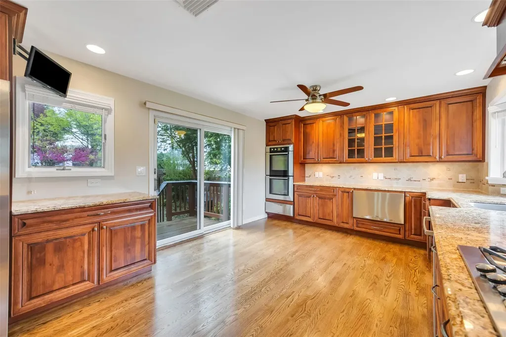11 Rensselaer Drive Commack NY 11725