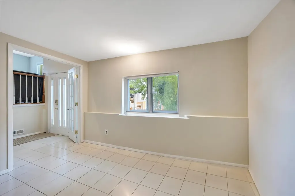 11 Rensselaer Drive Commack NY 11725