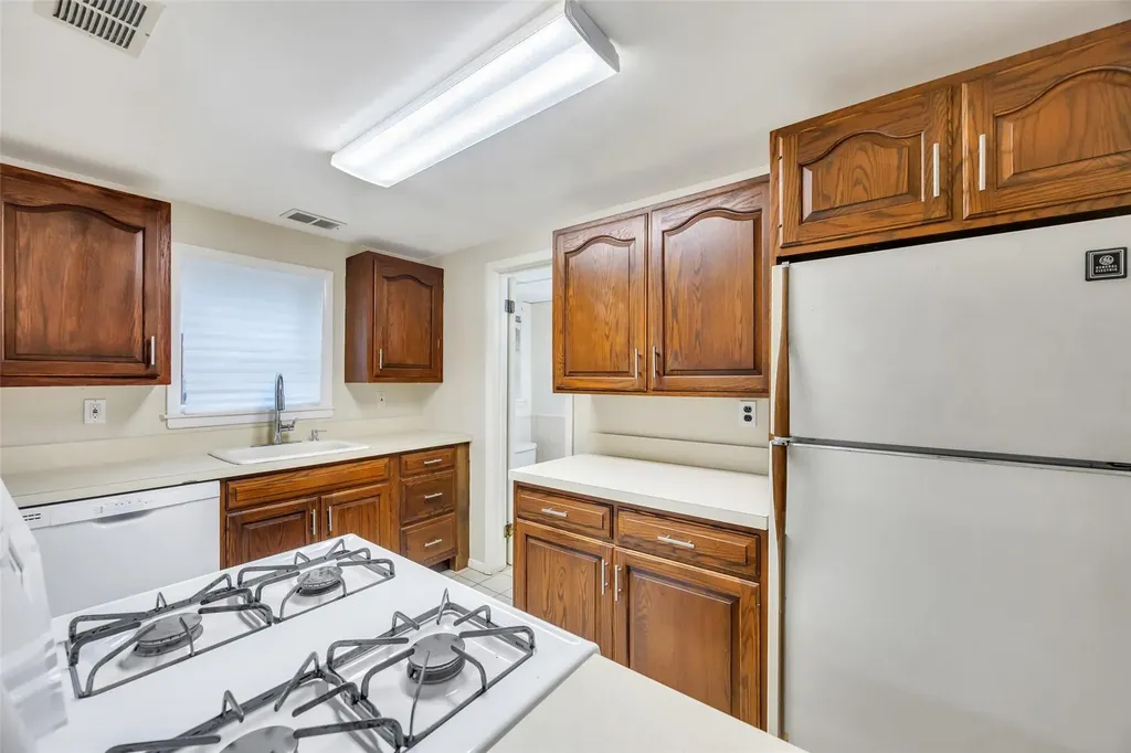11 Rensselaer Drive Commack NY 11725