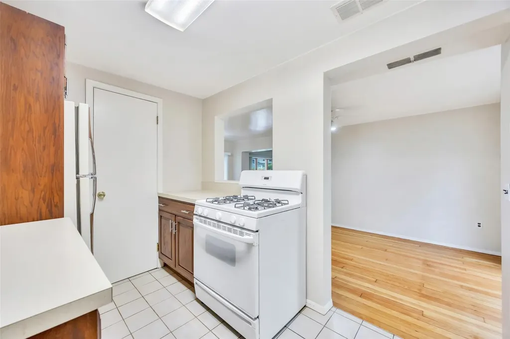 11 Rensselaer Drive Commack NY 11725