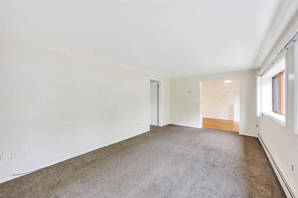 11 Rensselaer Drive Commack NY 11725