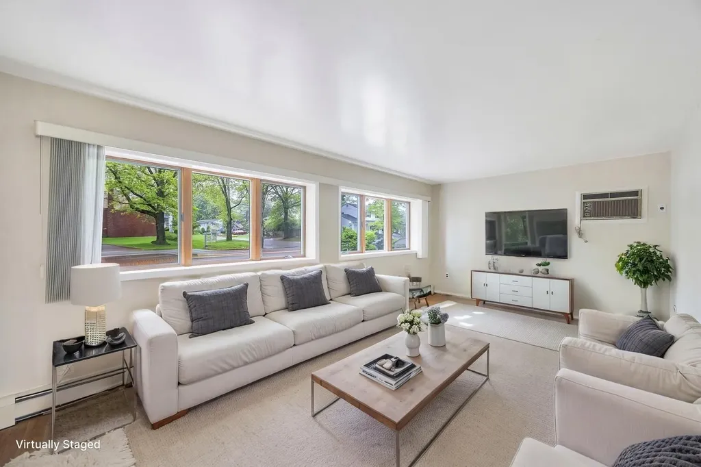 11 Rensselaer Drive Commack NY 11725