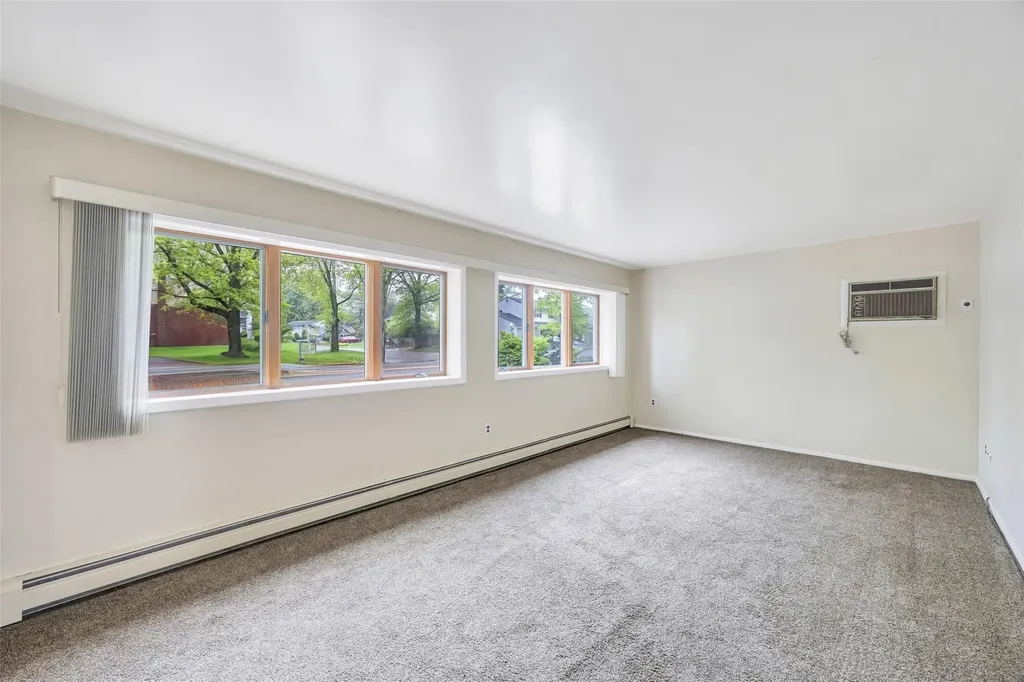 11 Rensselaer Drive Commack NY 11725