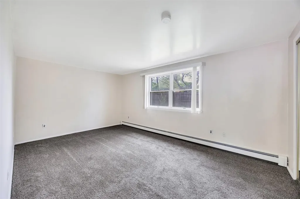 11 Rensselaer Drive Commack NY 11725