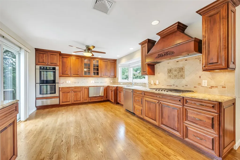 11 Rensselaer Drive Commack NY 11725