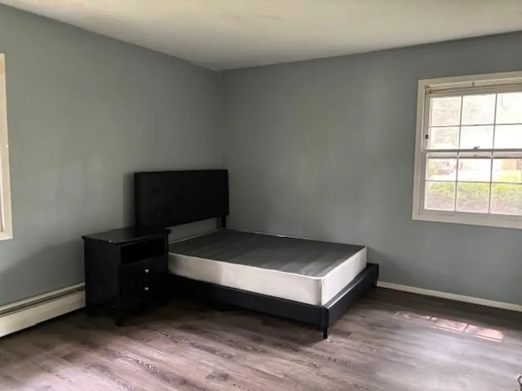 41 Spencer Lane Stony Brook NY 11790