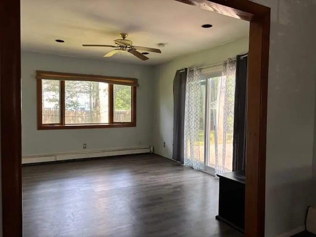 41 Spencer Lane Stony Brook NY 11790
