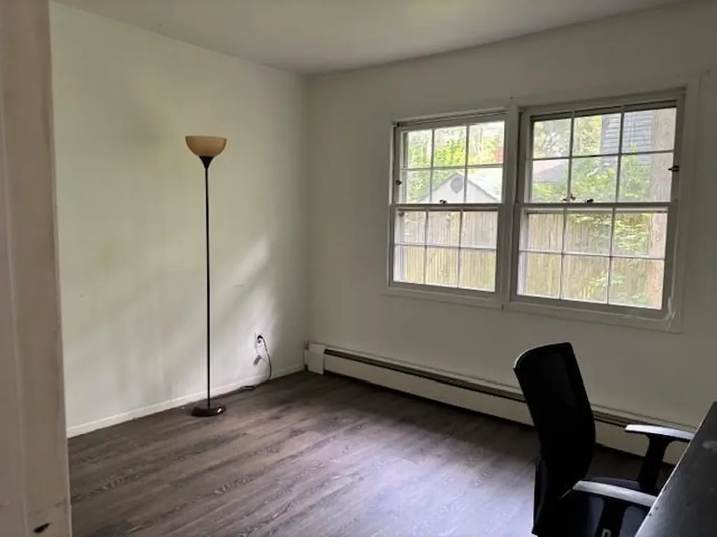 41 Spencer Lane Stony Brook NY 11790