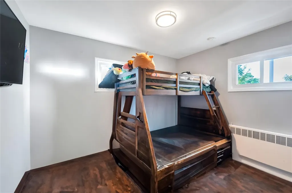 805 Northgate Drive Uniondale NY 11553
