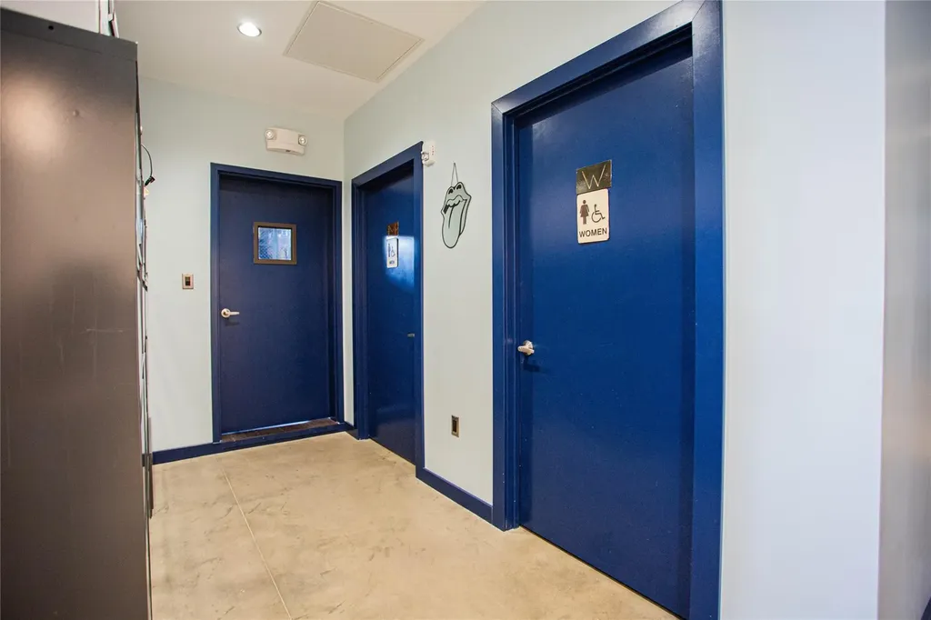 200 Atlantic Avenue Oceanside NY 11572