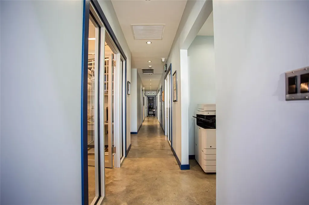 200 Atlantic Avenue Oceanside NY 11572