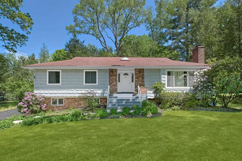 23 Pineview Road Mount Kisco NY 10549