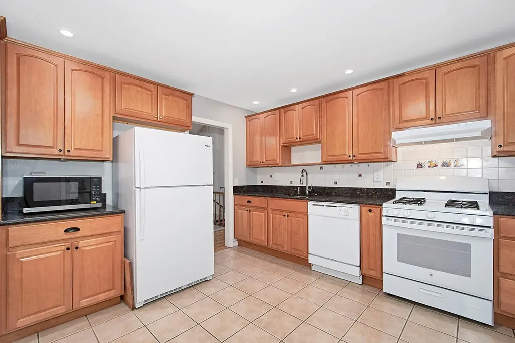 23 Pineview Road Mount Kisco NY 10549
