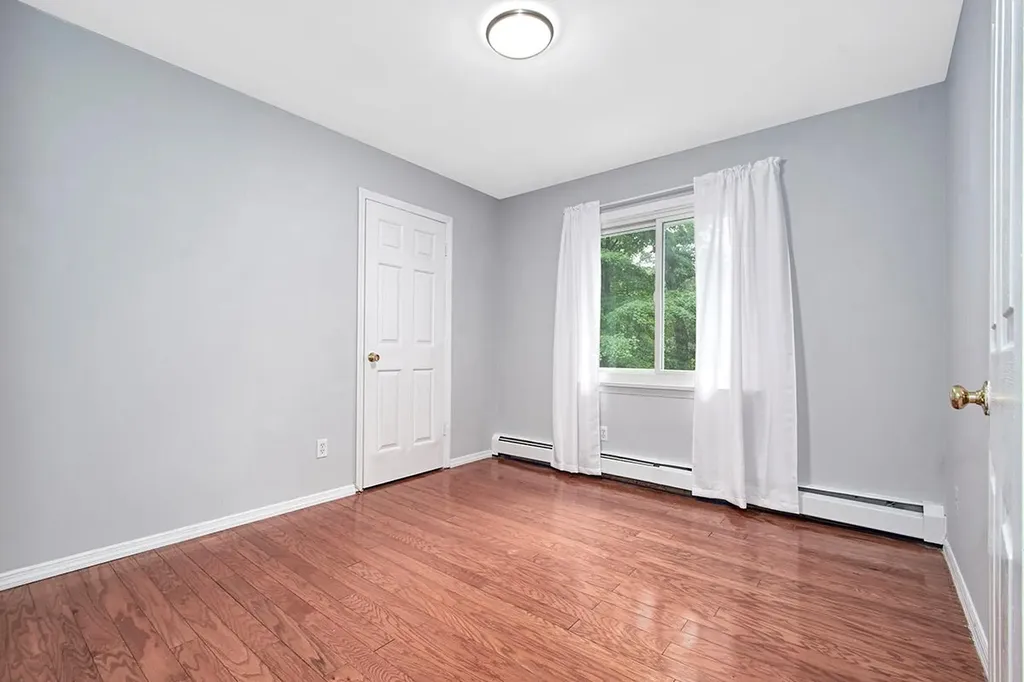 23 Pineview Road Mount Kisco NY 10549