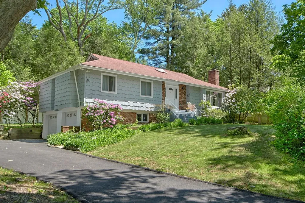 23 Pineview Road Mount Kisco NY 10549