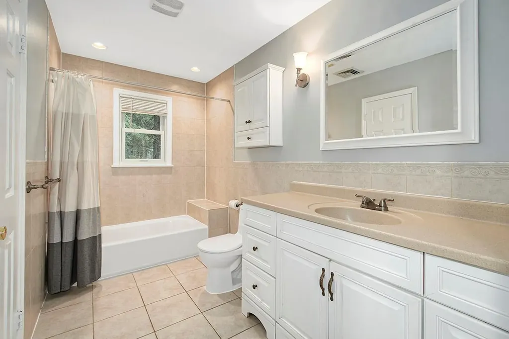 23 Pineview Road Mount Kisco NY 10549