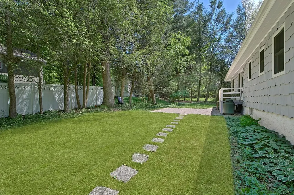 23 Pineview Road Mount Kisco NY 10549