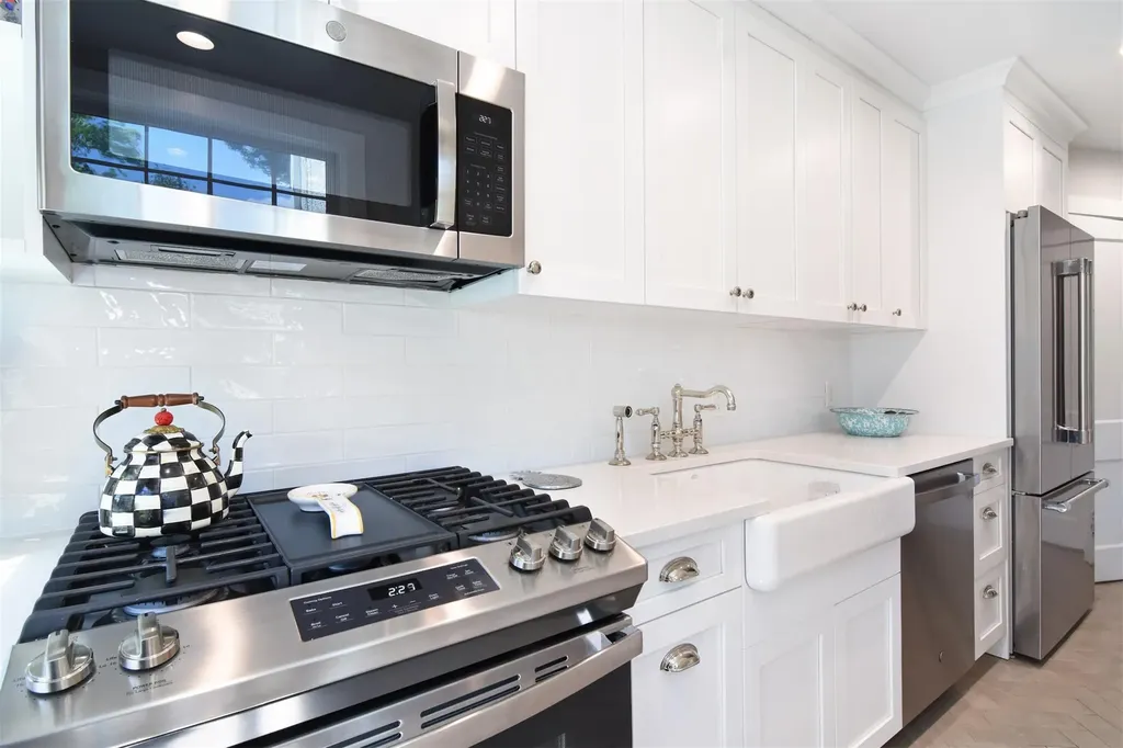 160 Pondfield Road Bronxville NY 10708